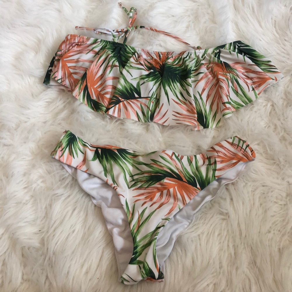 Raisins bikini top and bottom tropical print M